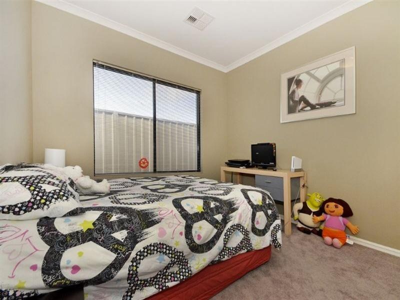 12 Firenze Loop, Landsdale WA 6065