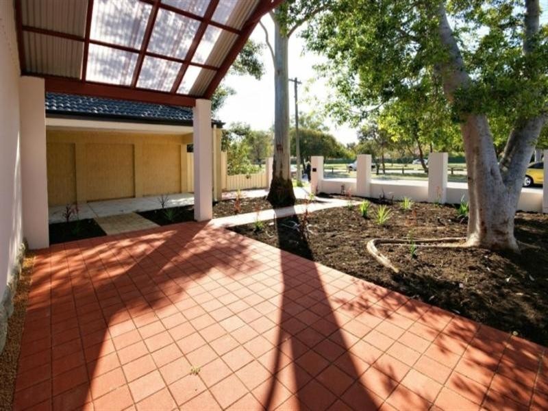 32 Mercer Way, Balga WA 6061