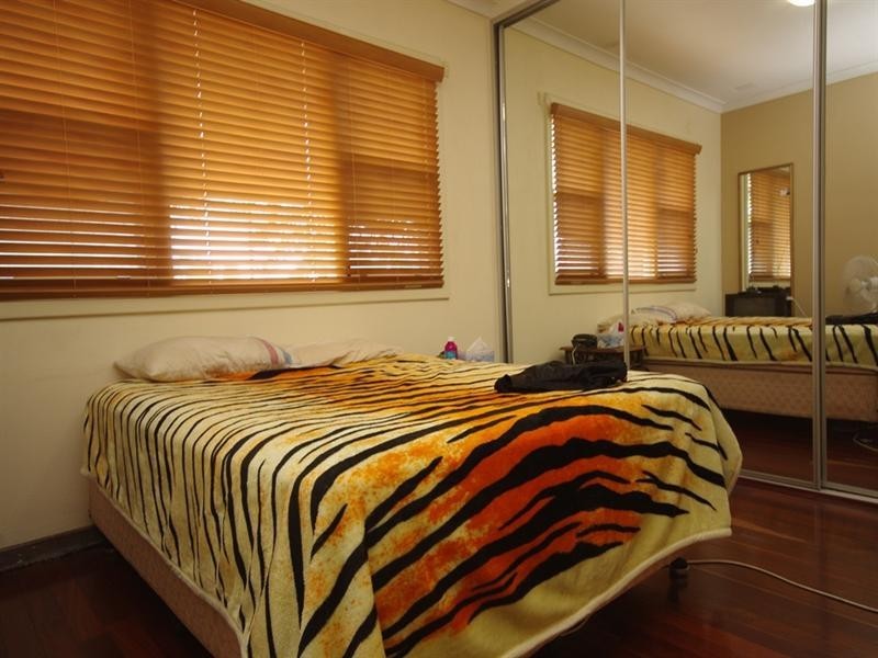 5 Chailey Place, Balga WA 6061