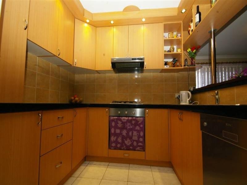 8 Amur Close, Beechboro WA 6063