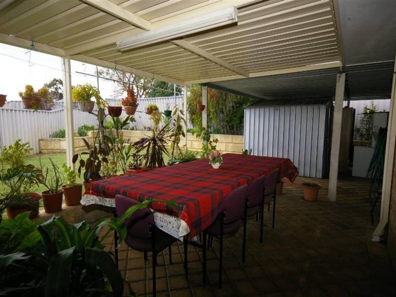 8 Amur Close, Beechboro WA 6063