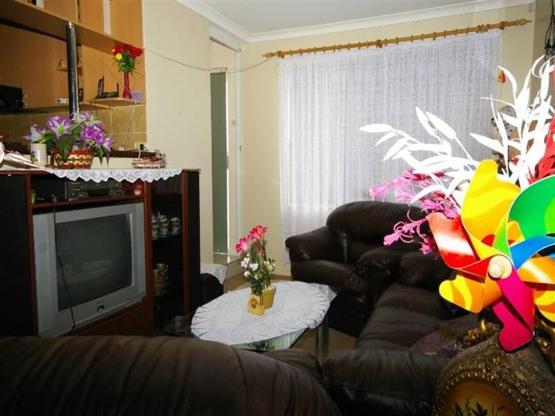 8 Amur Close, Beechboro WA 6063