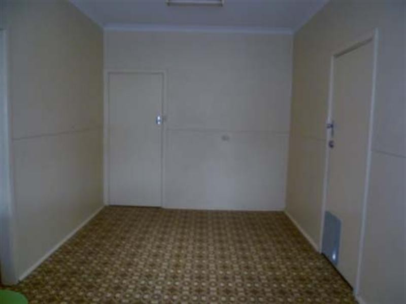 15 Curlington Crescent, Balga WA 6061