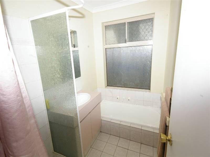 5 Lae Court, Ballajura WA 6066