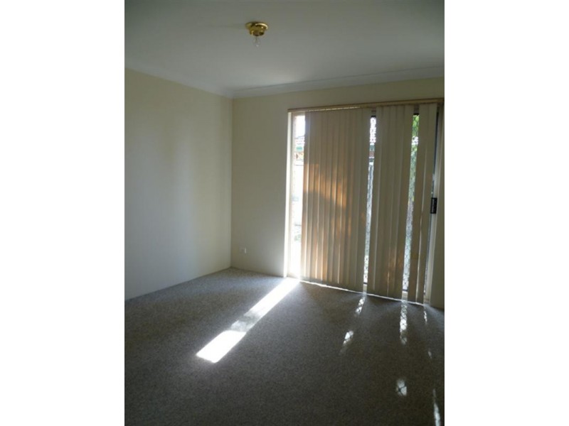 1/5 Flametree Place, Beechboro WA 6063