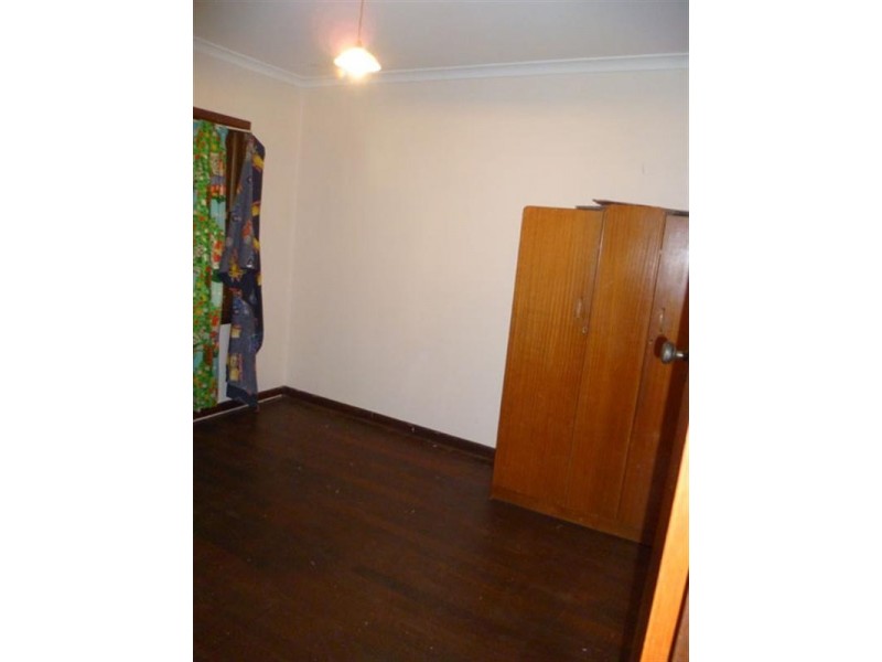 3 Ilumba Road, Nollamara WA 6061