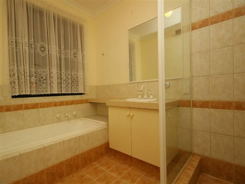 8A Malton Court, Dianella WA 6059