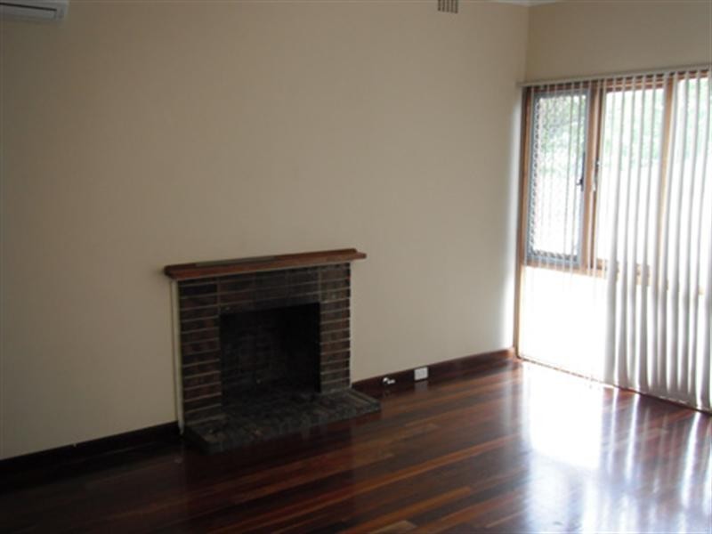 31 Mentone Road, Balga WA 6061