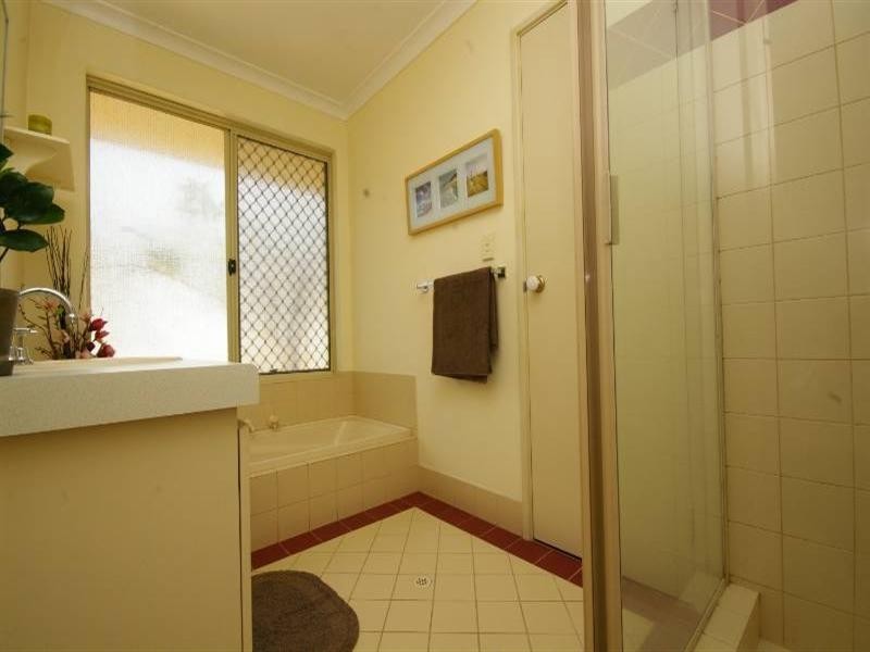 1/16 Maltarra Place, Nollamara WA 6061