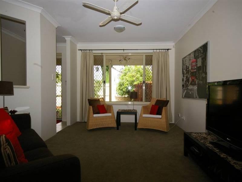 1/16 Maltarra Place, Nollamara WA 6061