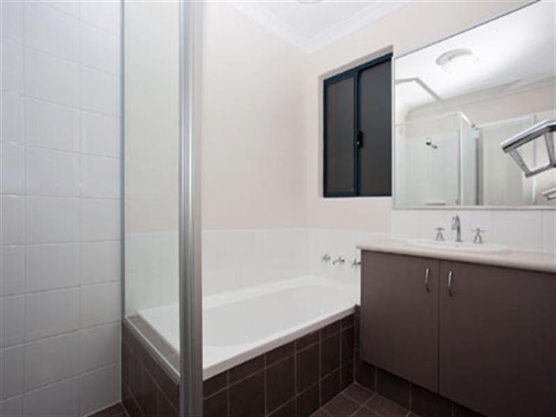 17c Heathcroft Road, Balga WA 6061