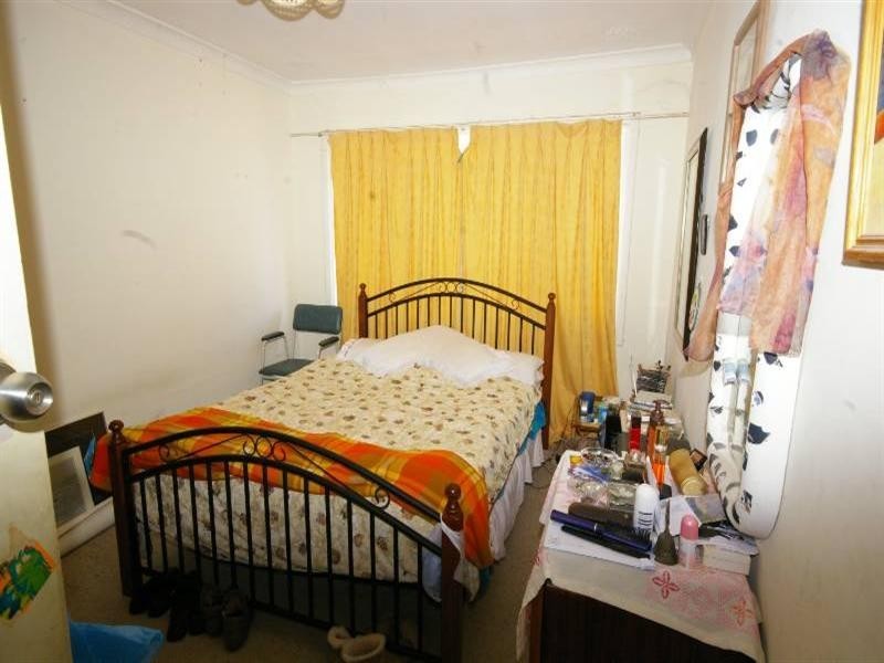 68 Hainsworth Avenue, Girrawheen WA 6064