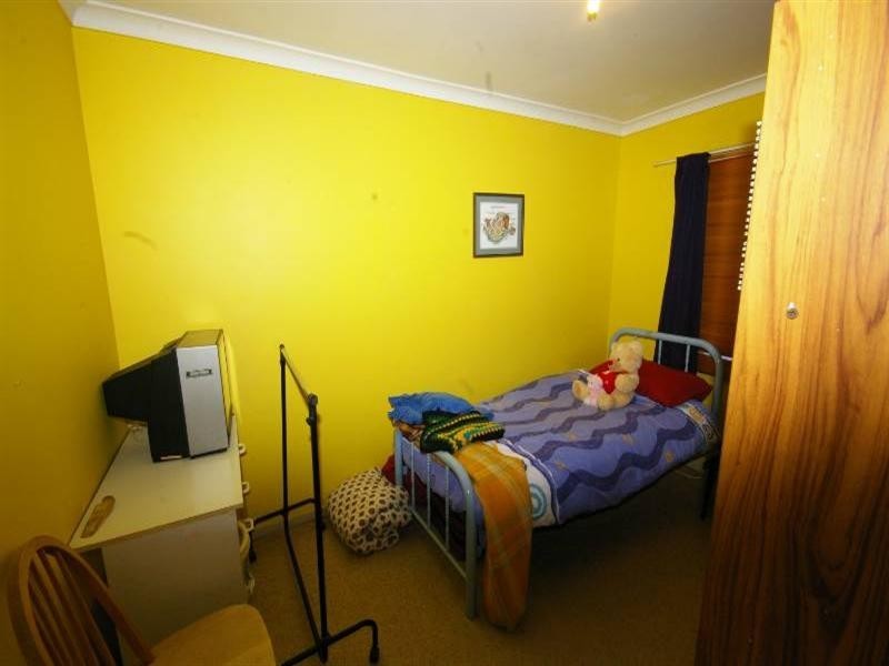 68 Hainsworth Avenue, Girrawheen WA 6064