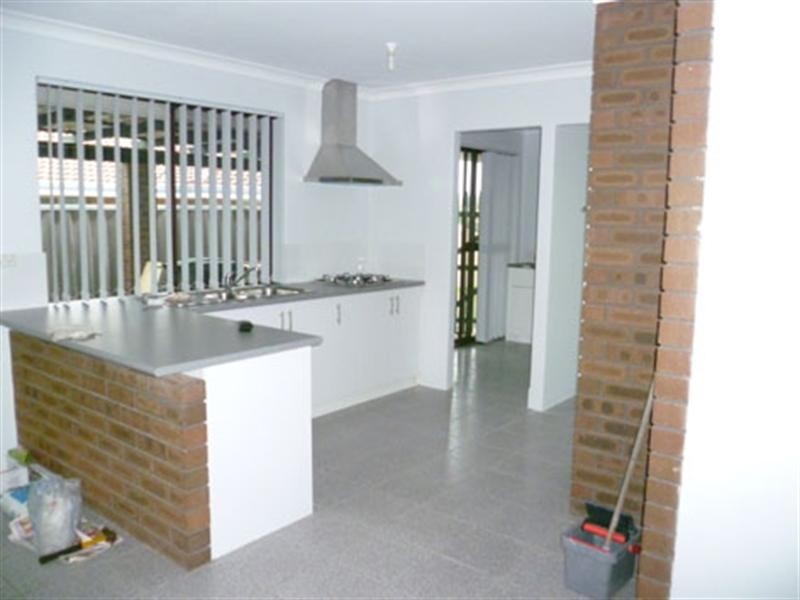 2 Giles Place, Mirrabooka WA 6061