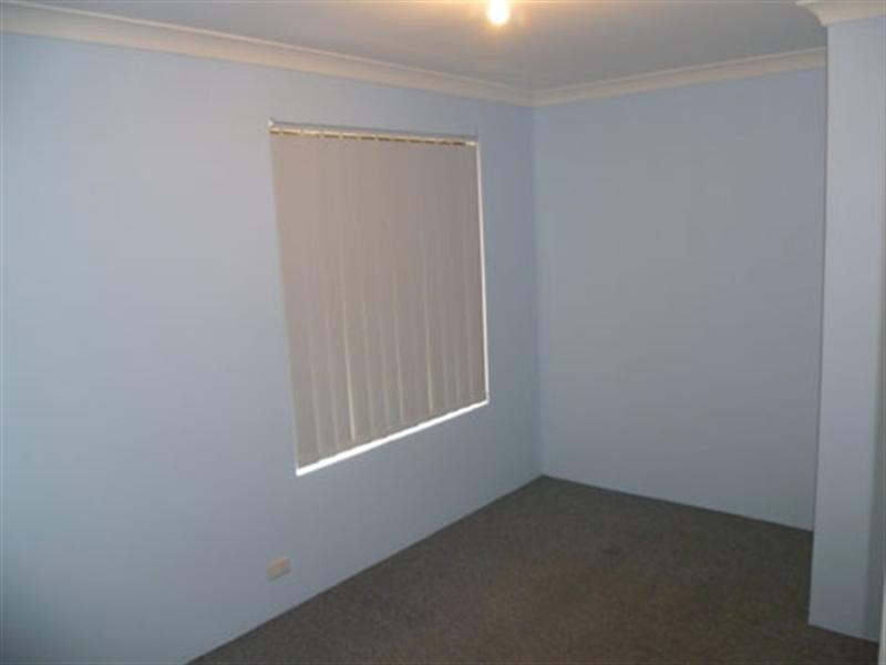 2 Giles Place, Mirrabooka WA 6061