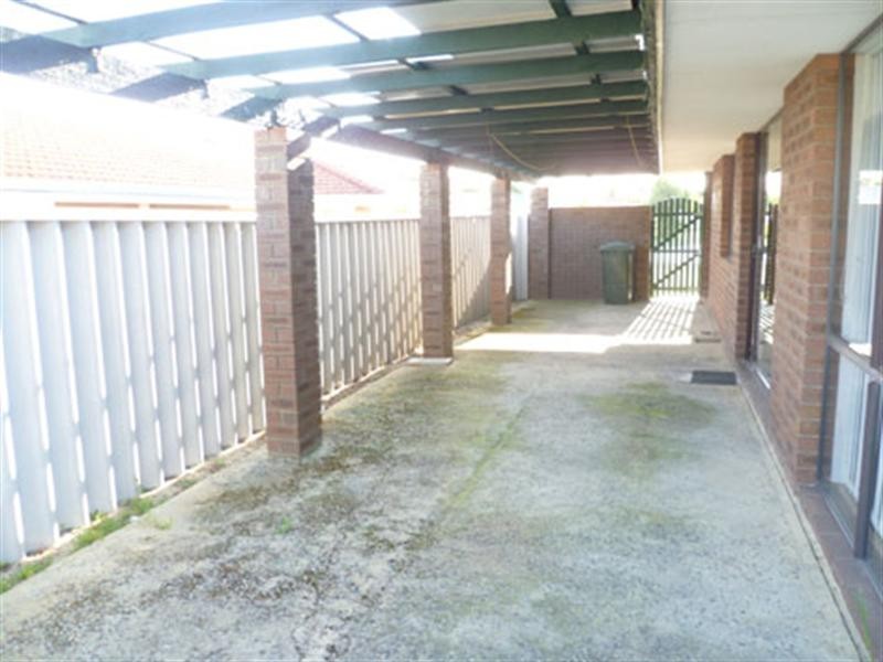 2 Giles Place, Mirrabooka WA 6061