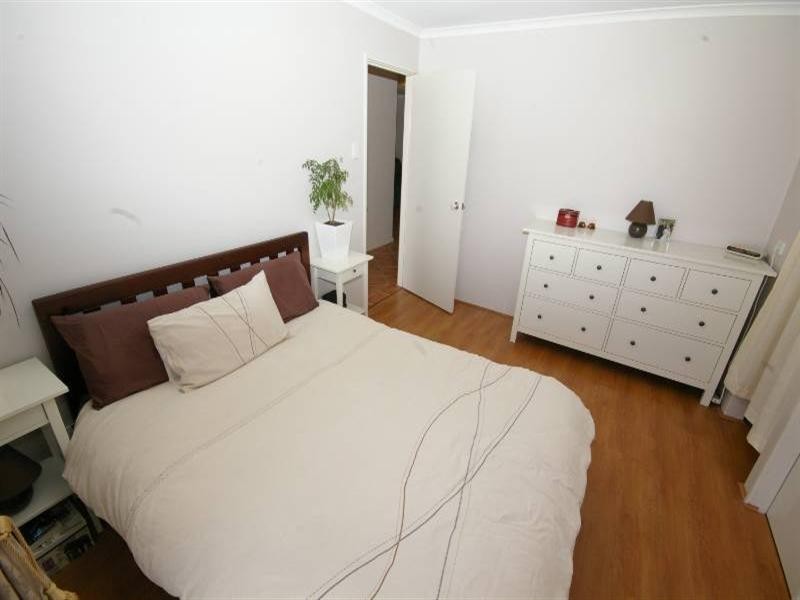 14 Edale Way, Westminster WA 6061