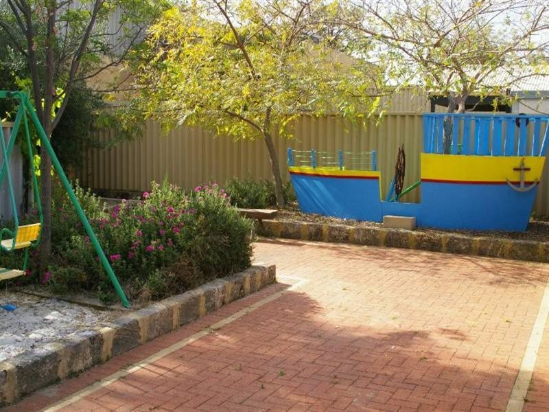 14 Edale Way, Westminster WA 6061