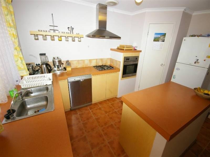 14 Edale Way, Westminster WA 6061