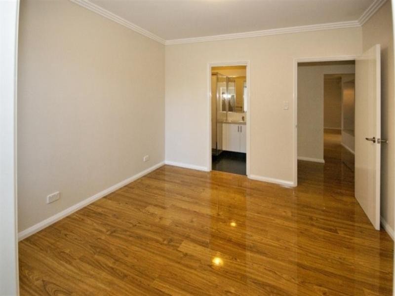 20c Dounley Street, Balga WA 6061