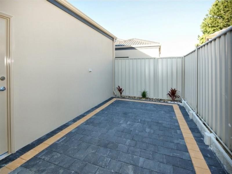 20c Dounley Street, Balga WA 6061