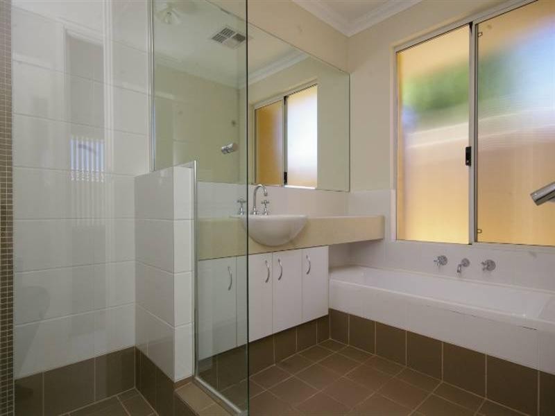 3 Cedar Place, Bayswater WA 6053