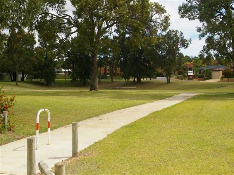 25 Foxglove Gardens, Mirrabooka WA 6061