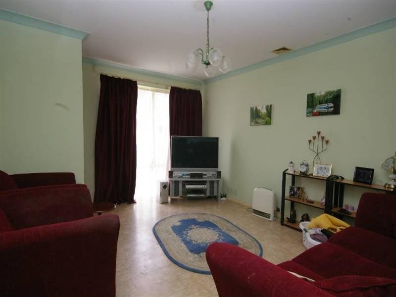 25 Foxglove Gardens, Mirrabooka WA 6061