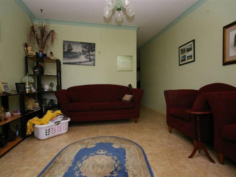 25 Foxglove Gardens, Mirrabooka WA 6061