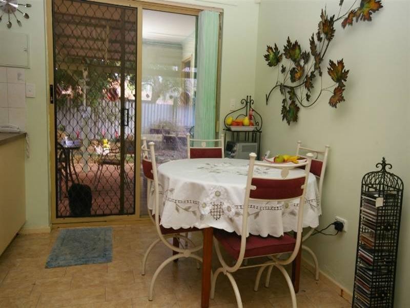 25 Foxglove Gardens, Mirrabooka WA 6061