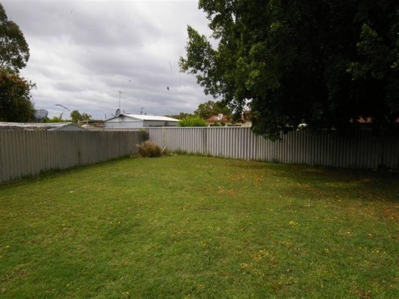 25 Foxglove Gardens, Mirrabooka WA 6061