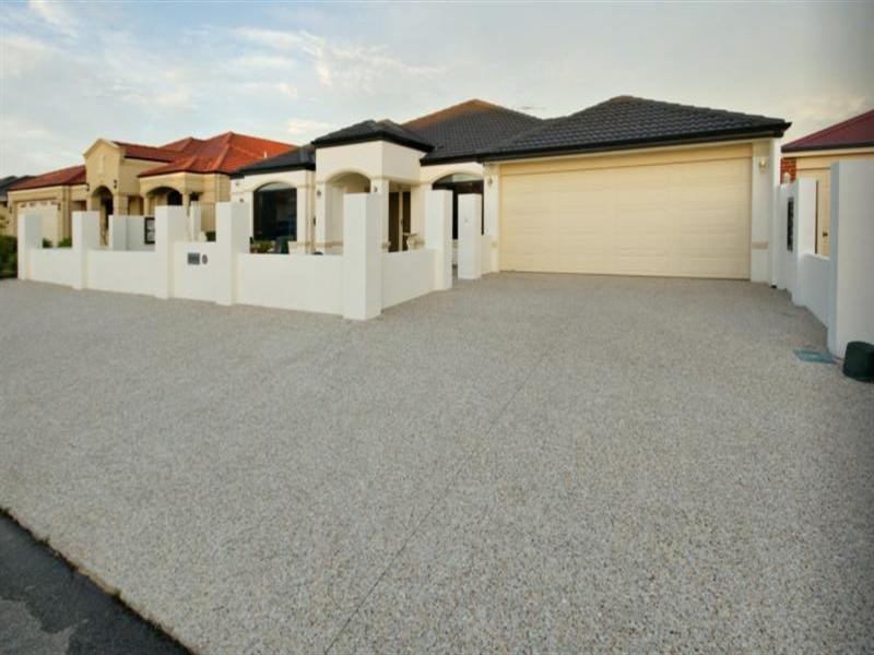 12 Hursthill Street, Madeley WA 6065