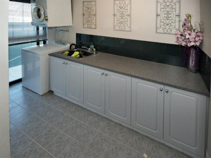 12 Hursthill Street, Madeley WA 6065