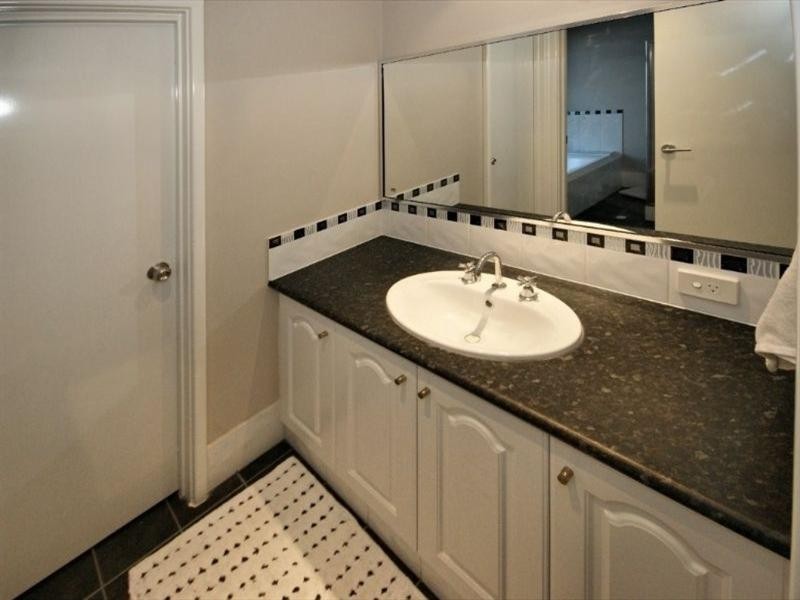 12 Hursthill Street, Madeley WA 6065