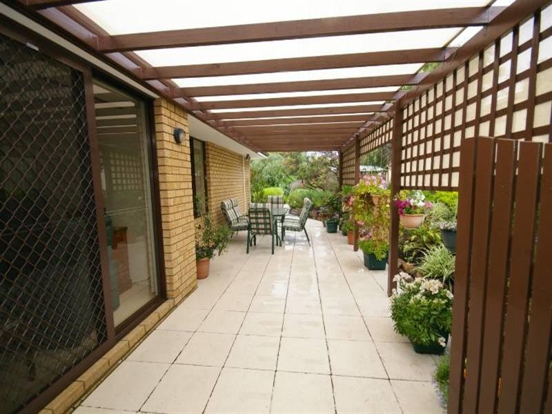 35 Dampier Loop, Mirrabooka WA 6061