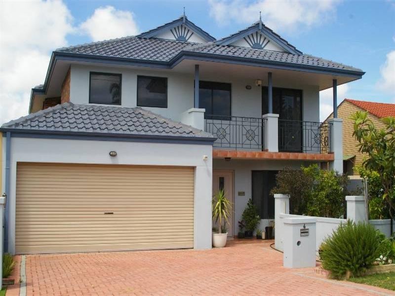 4 Brian Avenue, Yokine WA 6060