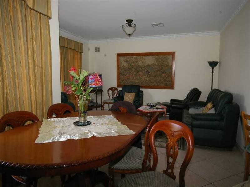 4 Brian Avenue, Yokine WA 6060