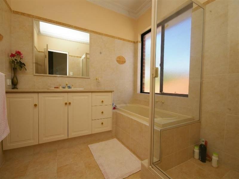 4 Brian Avenue, Yokine WA 6060