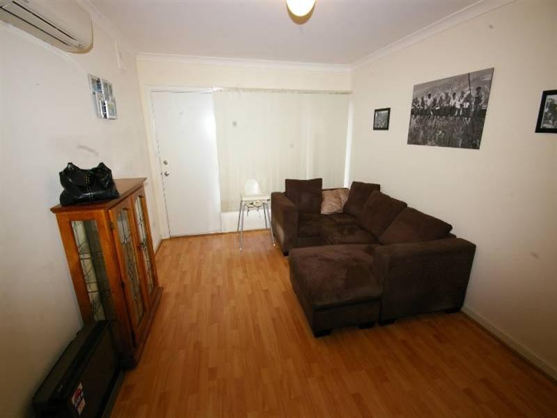 26d Buntine Way, Girrawheen WA 6064