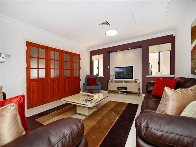 19 McCoy Lane, Dianella WA 6059