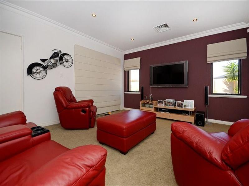 19 McCoy Lane, Dianella WA 6059