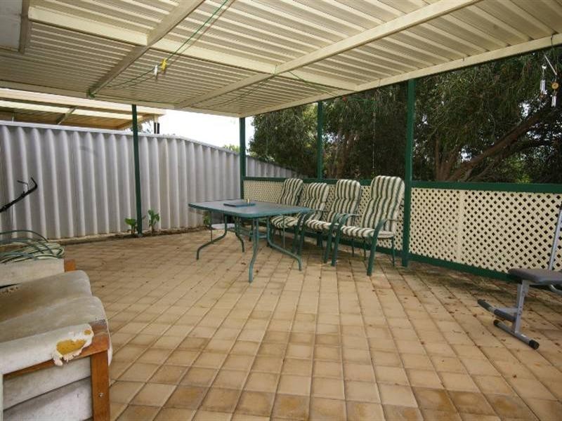 24 Pendula Gardens, Mirrabooka WA 6061