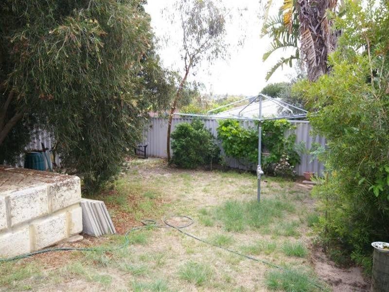 24 Pendula Gardens, Mirrabooka WA 6061