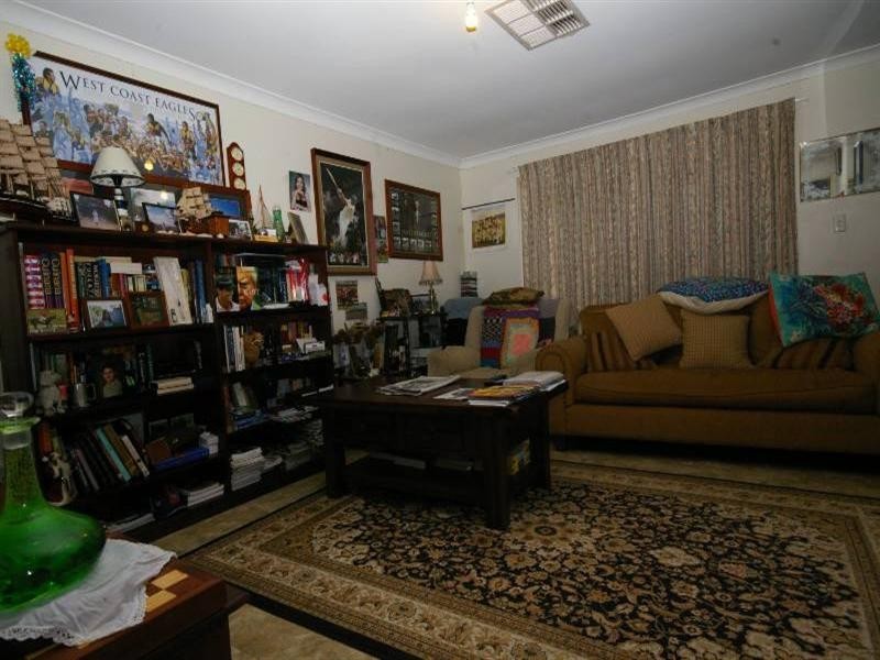 24 Pendula Gardens, Mirrabooka WA 6061