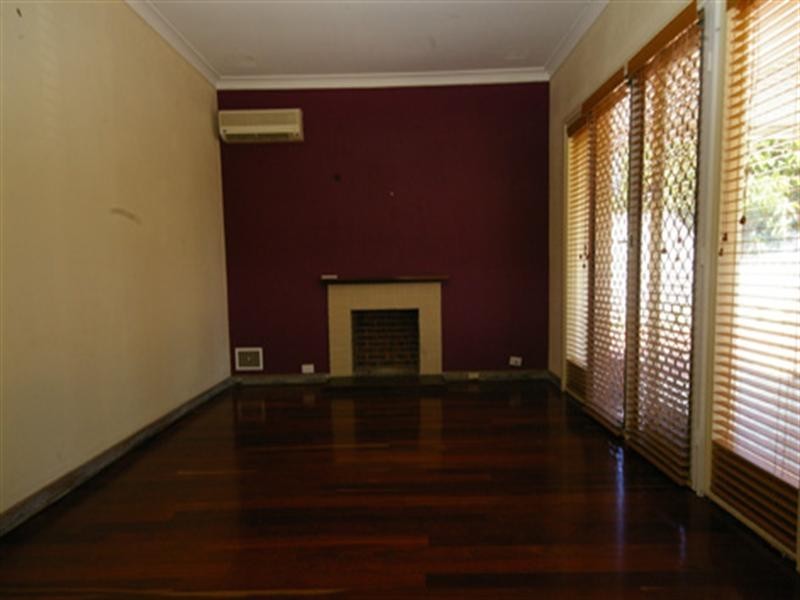 5 Chailey Place, Balga WA 6061