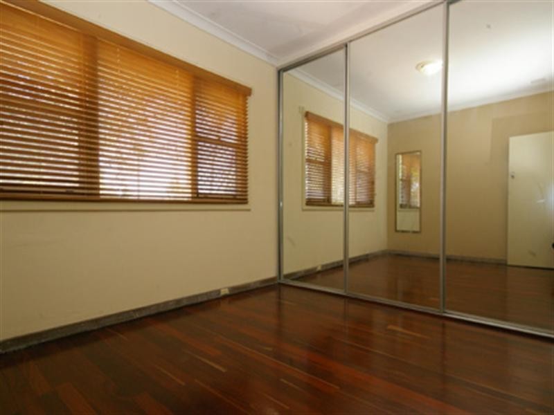 5 Chailey Place, Balga WA 6061