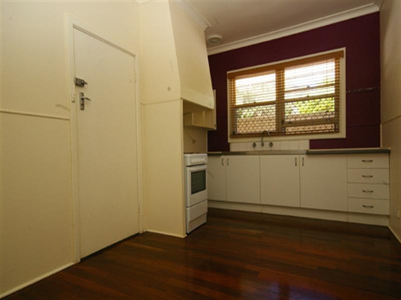 5 Chailey Place, Balga WA 6061