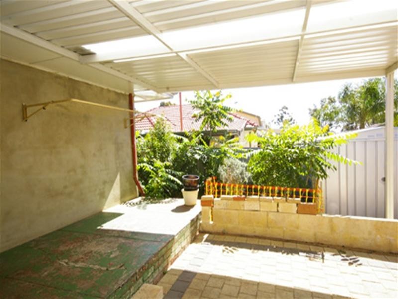 5 Chailey Place, Balga WA 6061