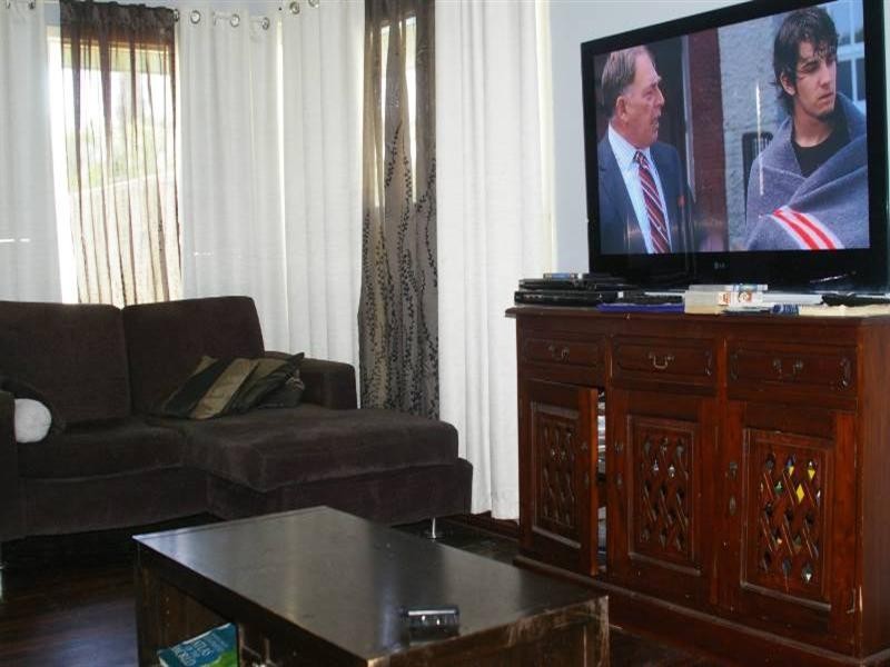 61 Girrawheen Avenue, Girrawheen WA 6064