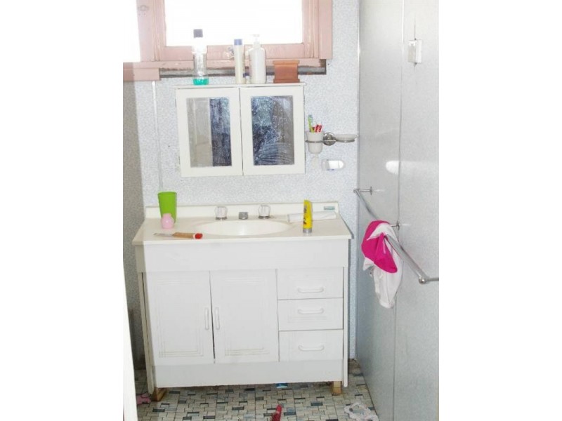 61 Girrawheen Avenue, Girrawheen WA 6064